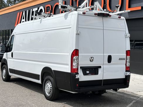 Used 2024 RAM ProMaster 3500 w/ Convenience Group FWD image 7