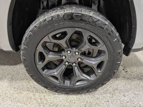 Used 2021 RAM 1500 Limited w/ Night Edition image 12