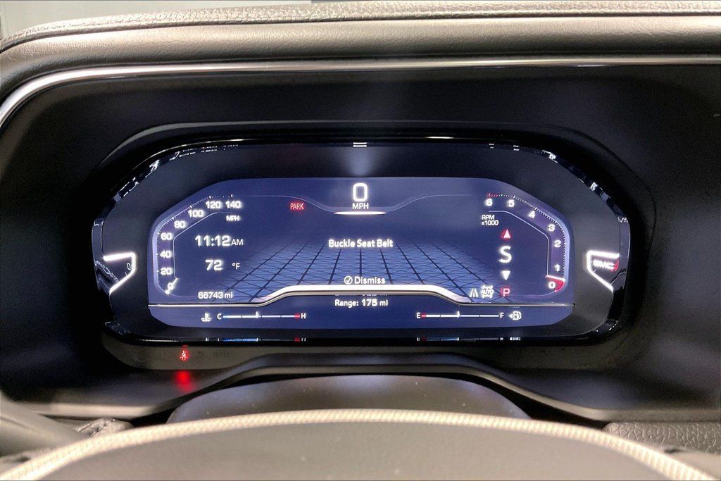Used 2024 GMC Yukon Denali AWD/4WD image 14