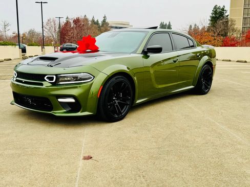 Used 2023 Dodge Charger Scat Pack RWD image 5