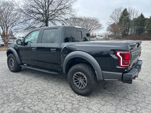 Used 2019 Ford F150 Raptor w/ Equipment Group 801A Mid image 3
