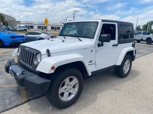 Used 2014 Jeep Wrangler Sport AWD/4WD image 2