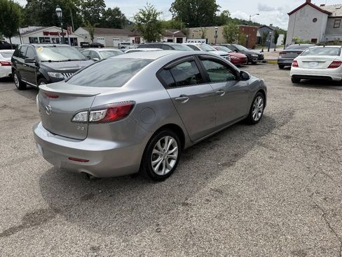 Used 2010 MAZDA MAZDA3 s Sport FWD image 4