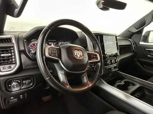 Used 2019 RAM 1500 Big Horn AWD/4WD image 13
