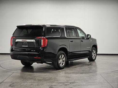Used 2024 GMC Yukon XL SLE image 8