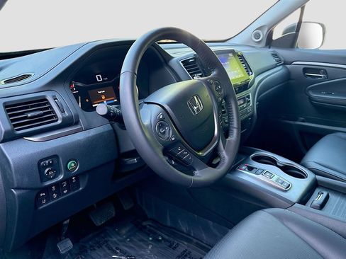 Used 2023 Honda Ridgeline RTL-E image 9