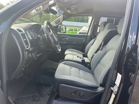 Used 2020 RAM 1500 Big Horn AWD/4WD image 13