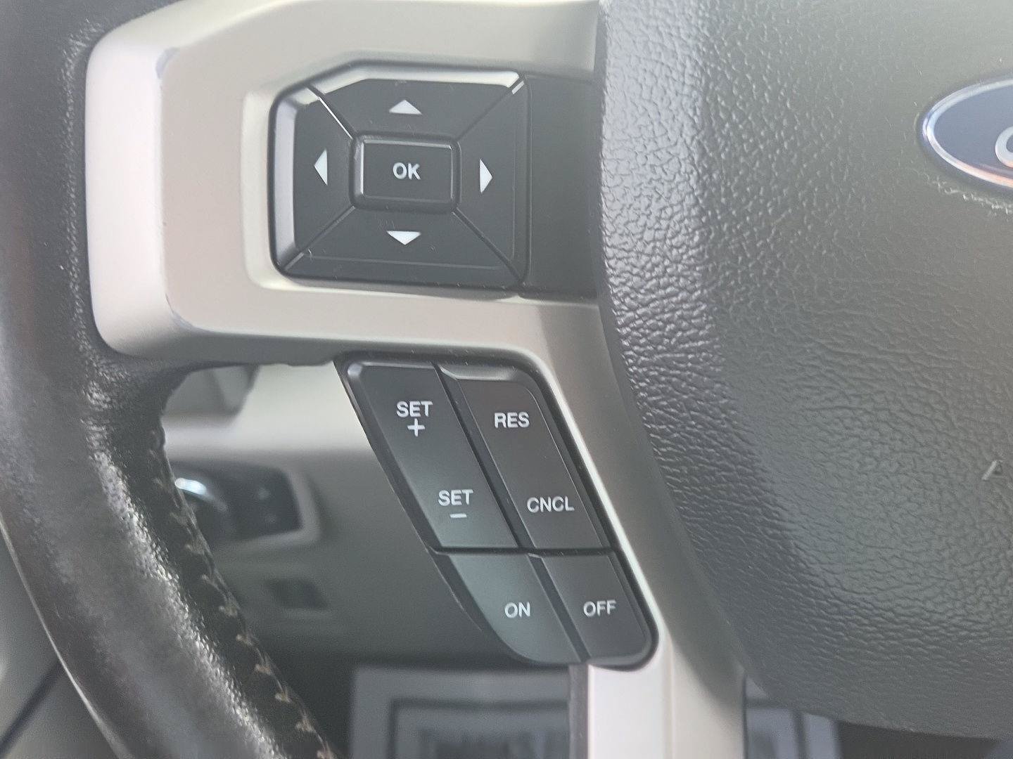 Used 2019 Ford F150 Lariat AWD/4WD image 23
