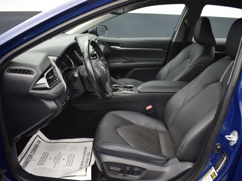 Used 2024 Toyota Camry XSE FWD image 13