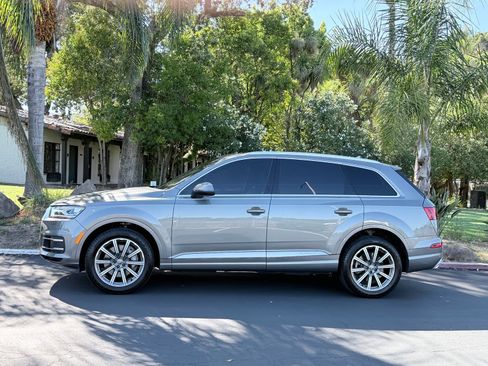 Used 2018 Audi Q7 3.0T Premium AWD/4WD image 2
