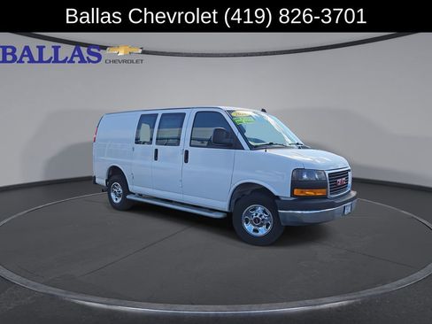 Certified 2024 GMC Savana 2500 w/ Driver Convenience Package RWD image 2