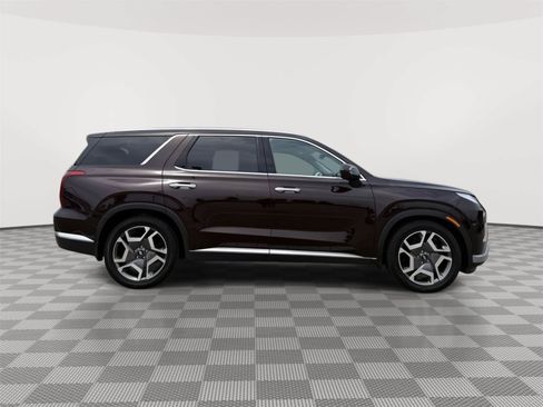 Used 2023 Hyundai Palisade Limited w/ Cargo Package AWD/4WD image 7