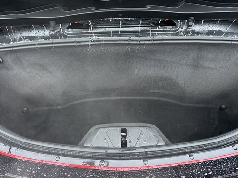 Used 2023 Chevrolet Corvette Stingray Premium Conv w/ Z51 Performance Package image 5