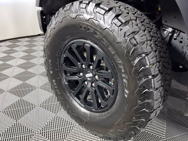 Used 2024 Ford F150 Raptor AWD/4WD image 13