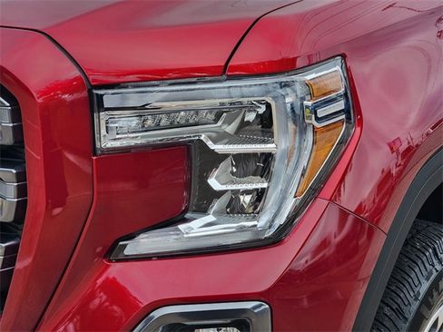 Used 2021 GMC Sierra 1500 AT4 w/ AT4 Premium Package image 9