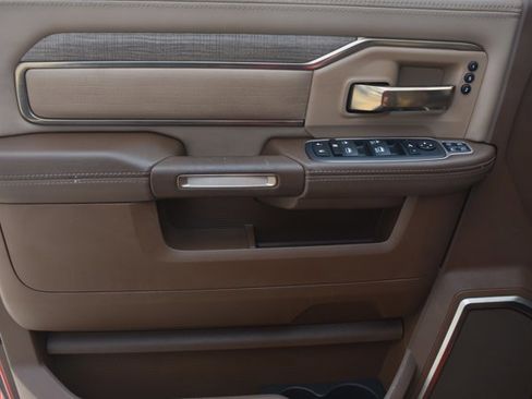 Used 2024 RAM 3500 Limited image 16