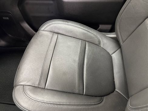 Used 2022 GMC Sierra 3500 Denali image 44