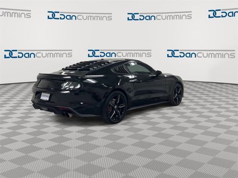 Used 2019 Ford Mustang GT Premium image 8