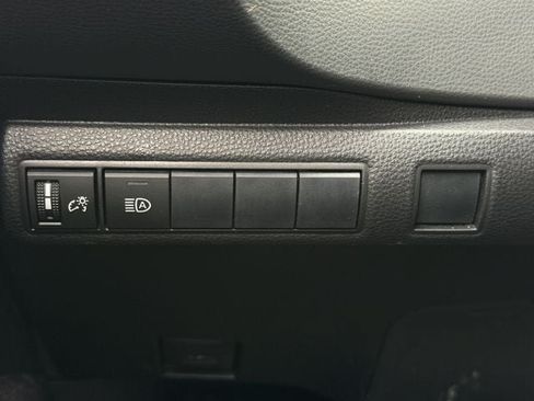 Certified 2020 Toyota Corolla LE FWD image 20