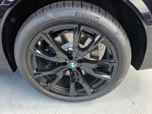 New 2026 BMW X7 M60i image 6