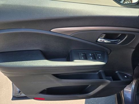 Used 2021 Honda Passport Sport image 16