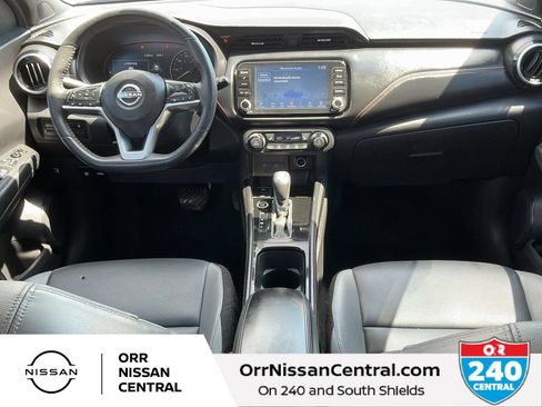 Used 2022 Nissan Kicks SR w/ Premium Package FWD image 15