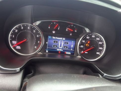 Used 2022 Chevrolet Blazer LT image 2