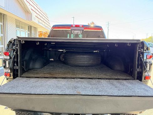 Used 2019 RAM 2500 Laramie image 12