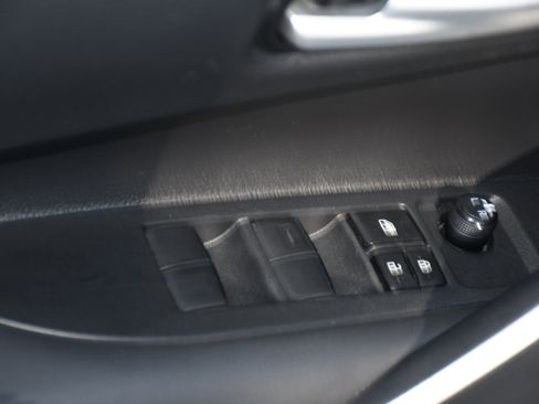 Certified 2025 Toyota Corolla SE image 10