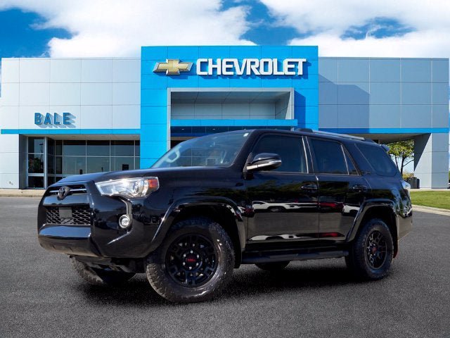 Used 2023 Toyota 4Runner SR5 Premium w/ Moonroof Package AWD/4WD image 26