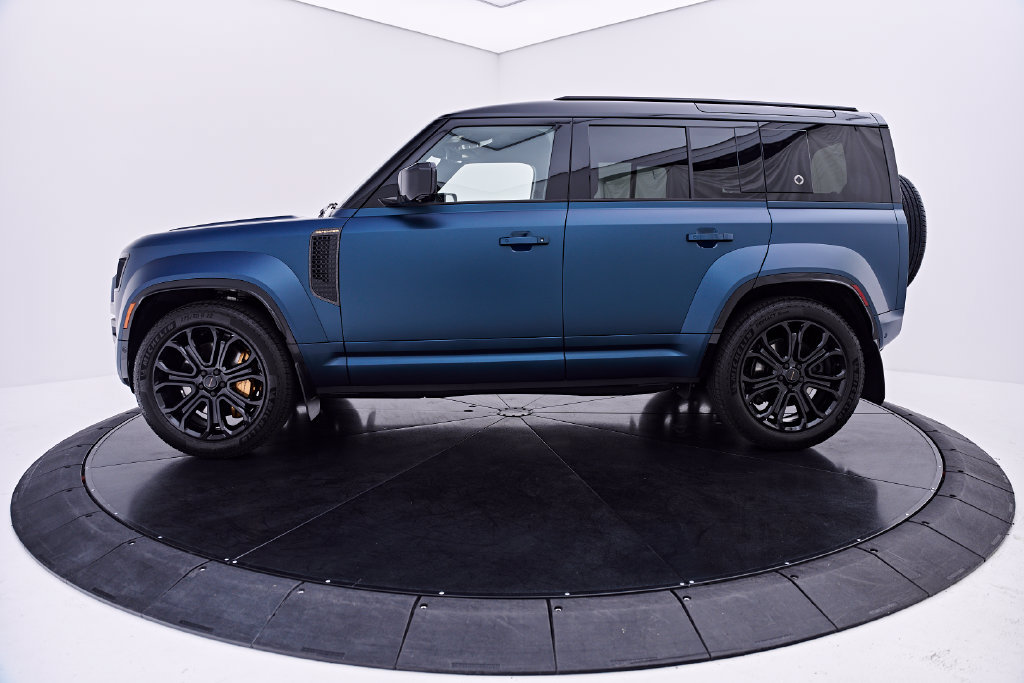 Used 2026 Land Rover Defender 110 OCTA AWD/4WD image 14