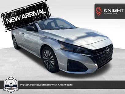 Used 2024 Nissan Altima 2.5 SV