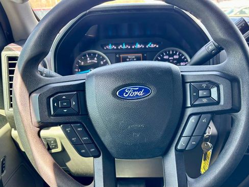 Used 2018 Ford F250 XL w/ Power Equipment Group image 17