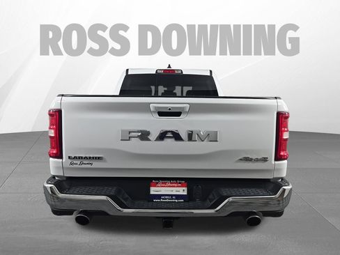 Used 2025 RAM 1500 Laramie AWD/4WD image 5