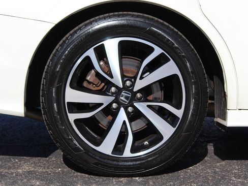 Used 2019 Honda Odyssey Elite image 27