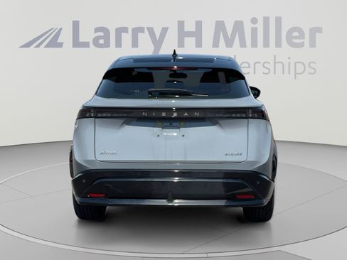 Used 2023 Nissan Ariya FWD image 4