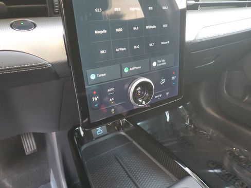 Used 2021 Ford Mustang Mach-E California Route 1 image 19