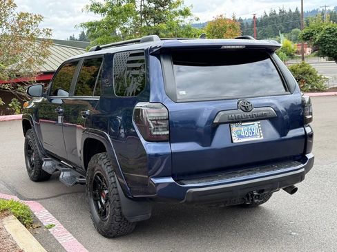 Used 2023 Toyota 4Runner TRD Off-Road Premium w/ Off Road Premium Plus Package AWD/4WD image 5