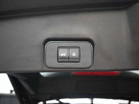 Used 2023 Nissan Rogue SV w/ SV Premium B Package AWD/4WD image 28
