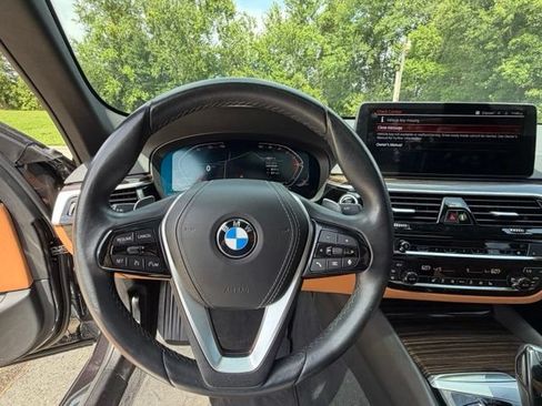 Used 2023 BMW 540i w/ Executive Package RWD image 19