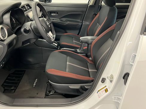 New 2025 Nissan Versa SR w/ Trunk Package image 17