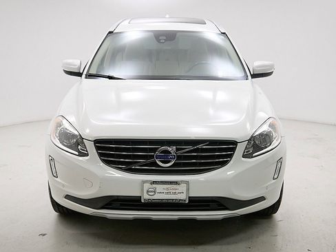 Used 2017 Volvo XC60 T5 Inscription w/ Preferred Option Package image 5