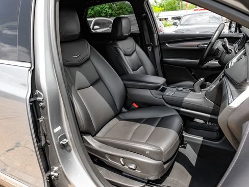 Used 2023 Cadillac XT5 Luxury image 44