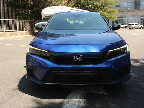 Used 2022 Honda Civic Sport image 3
