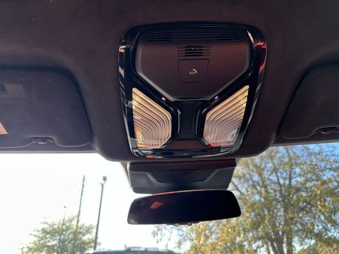 Used 2023 BMW XM image 33