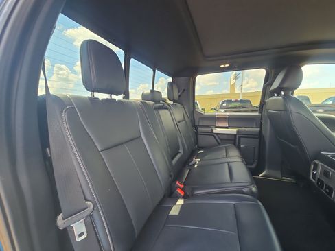 Used 2022 Ford F250 Lariat w/ Lariat Ultimate Package AWD/4WD image 31