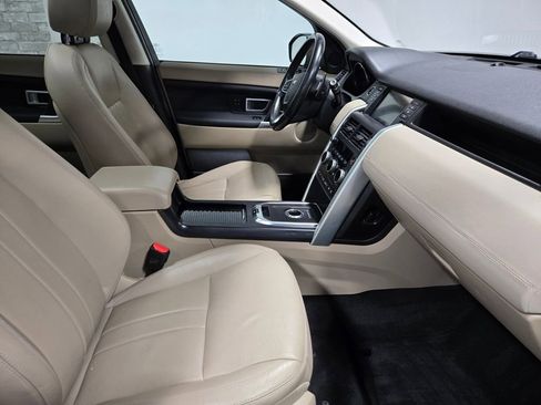 Used 2019 Land Rover Discovery Sport HSE image 51