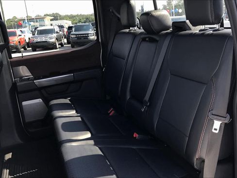 Used 2022 Ford F150 Lariat w/ Equipment Group 502A High image 19