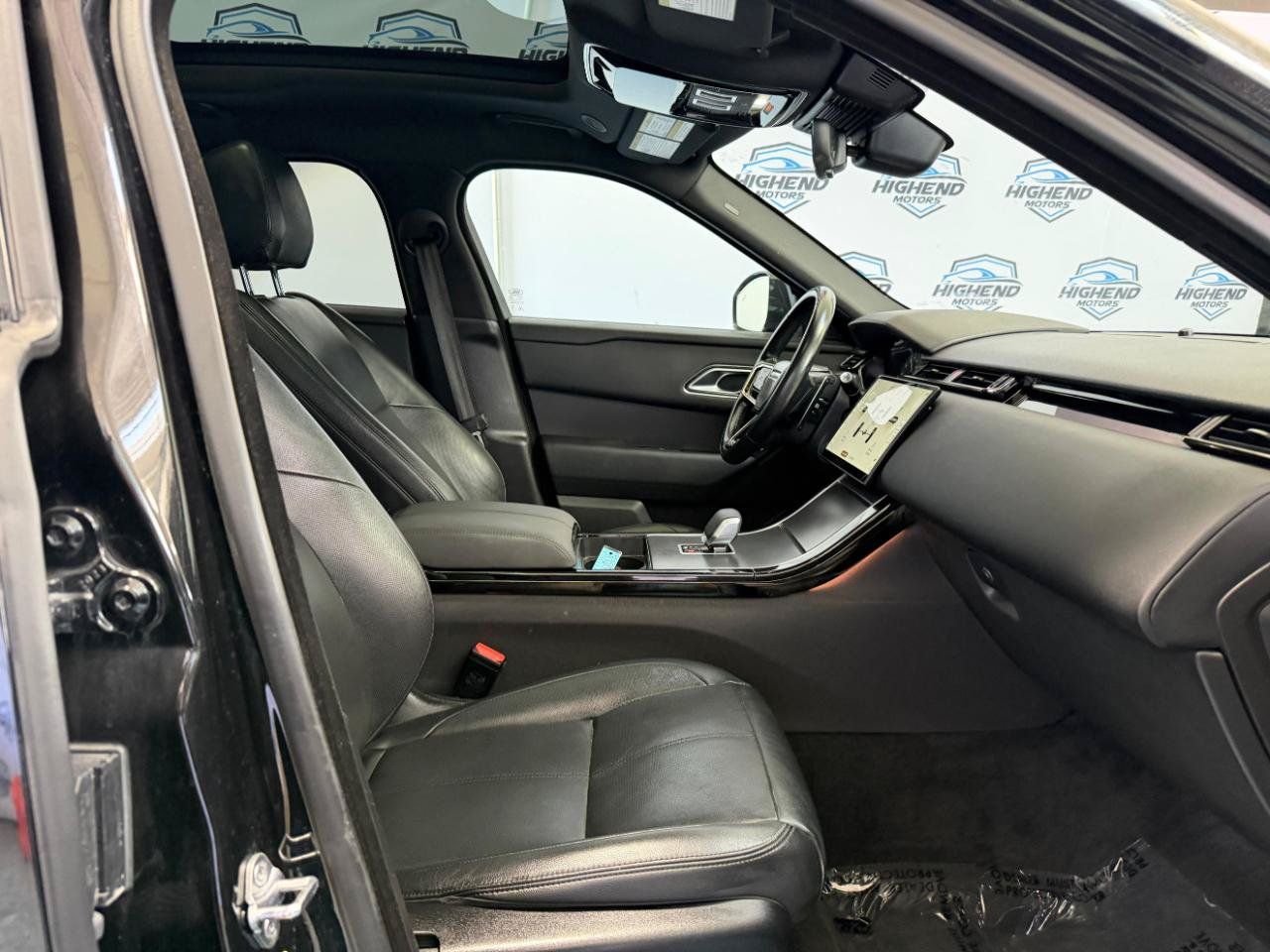 Used 2025 Land Rover Range Rover Velar Dynamic SE AWD/4WD image 26
