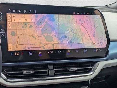 New 2026 Chevrolet Equinox EV LT image 11